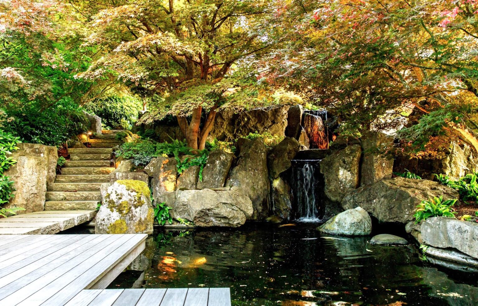 High end landscape construction by Fossil Landscape Construction in Vancouver BC featuring refined outdoor spaces, detailed craftsmanship and timeless design.