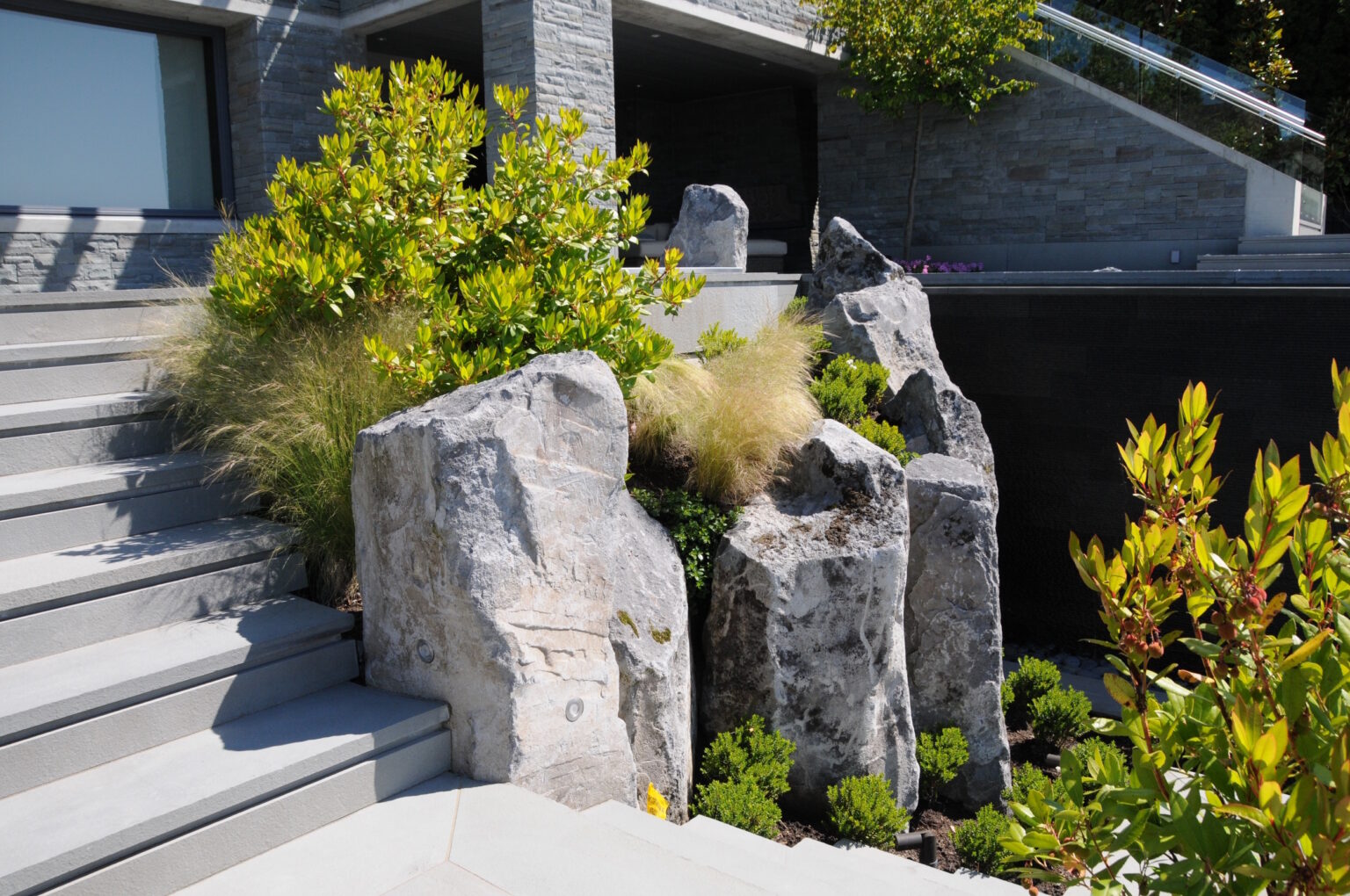 High end landscape construction by Fossil Landscape Construction in Vancouver BC featuring refined outdoor spaces, detailed craftsmanship and timeless design.