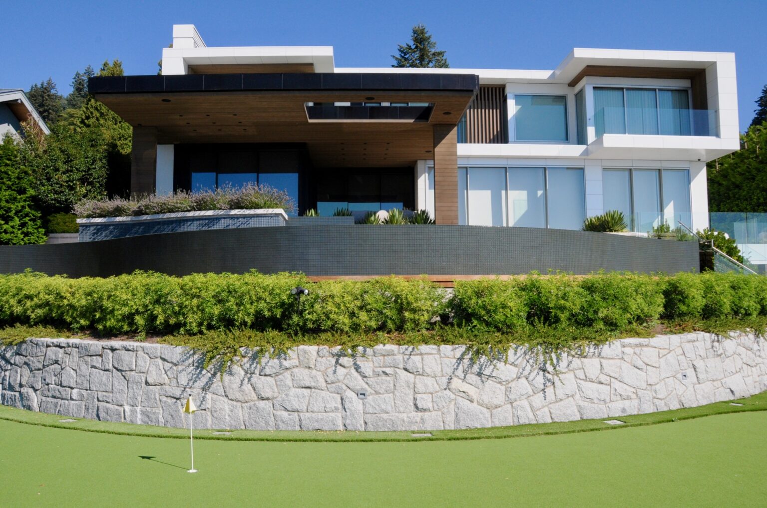 High end landscape construction by Fossil Landscape Construction in Vancouver BC featuring refined outdoor spaces, detailed craftsmanship and timeless design.