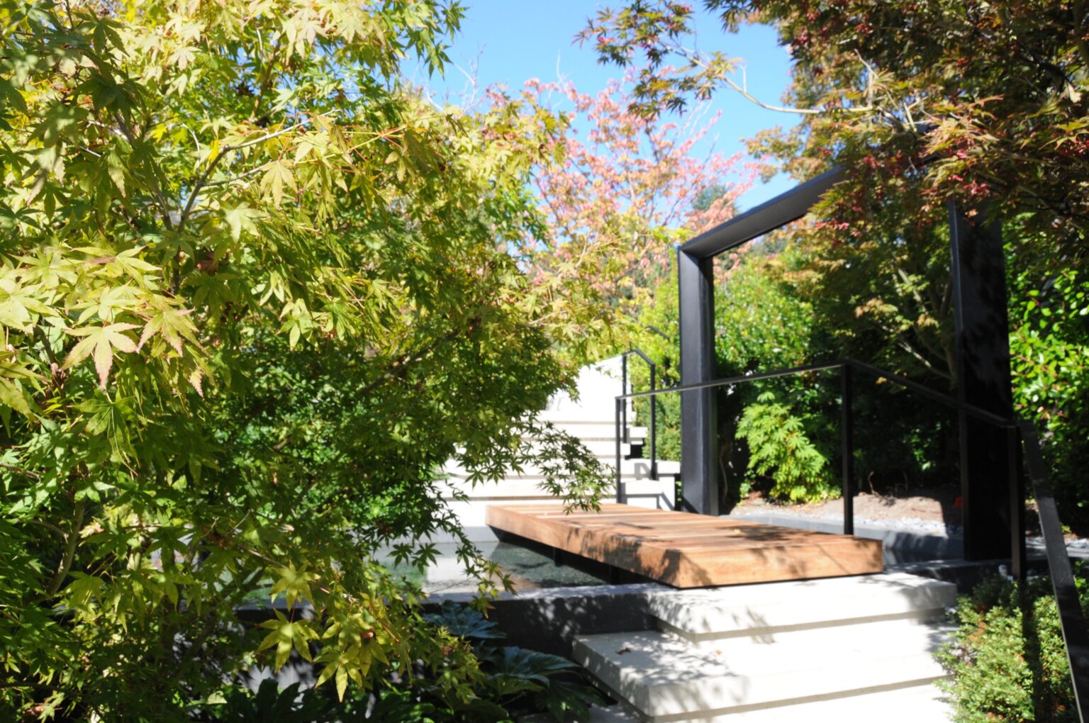 High end landscape construction by Fossil Landscape Construction in Vancouver BC featuring refined outdoor spaces, detailed craftsmanship and timeless design.