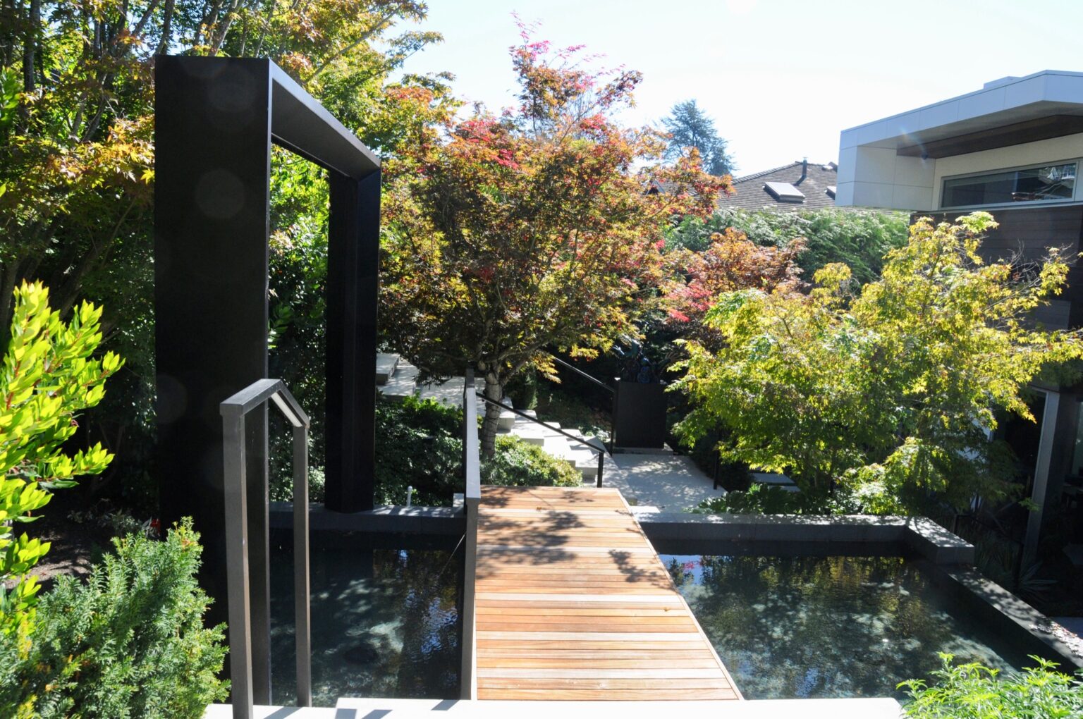 High end landscape construction by Fossil Landscape Construction in Vancouver BC featuring refined outdoor spaces, detailed craftsmanship and timeless design.