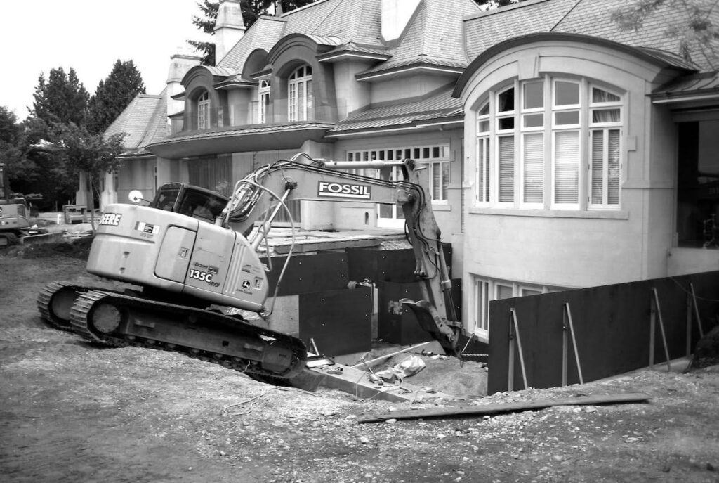 High end landscape construction by Fossil Landscape Construction in Vancouver BC featuring refined outdoor spaces, detailed craftsmanship and timeless design.
